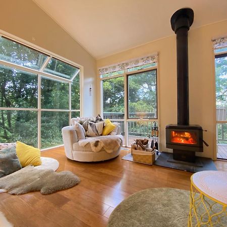 Sassafras Treehouse Private Home In The Dandenong Ranges, Victoria Bagian luar foto
