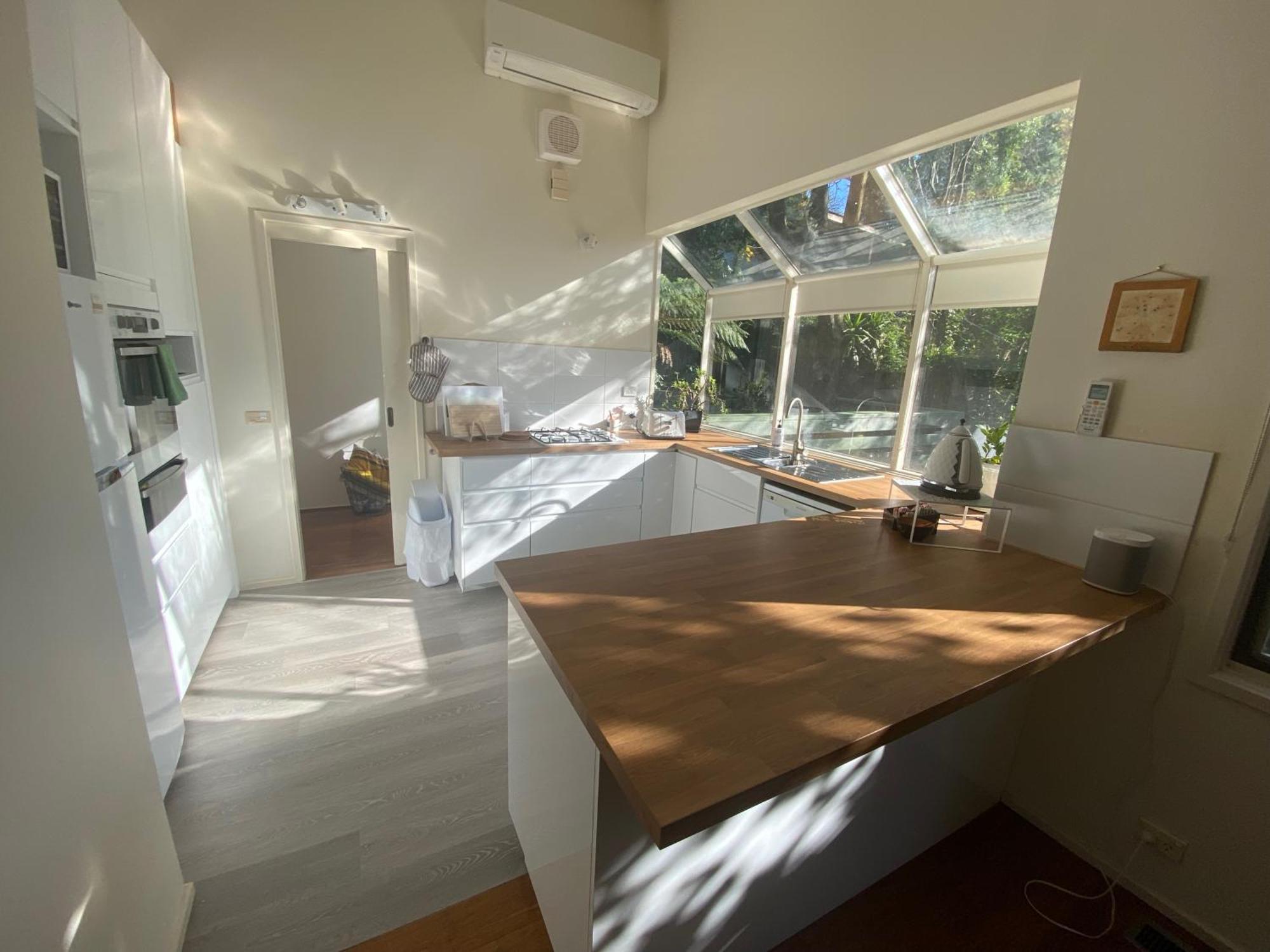 Sassafras Treehouse Private Home In The Dandenong Ranges, Victoria Bagian luar foto